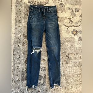 American eagle size 4 jeans